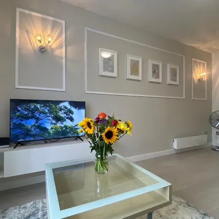 Stunning Apartment In Leeds- Financial District Leeds  Buitenkant foto