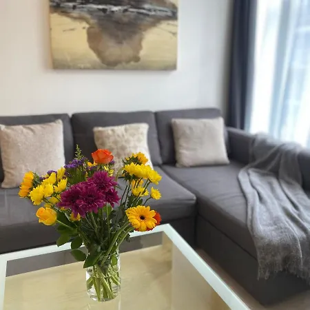Stunning Apartment In Leeds- Financial District Leeds  Buitenkant foto