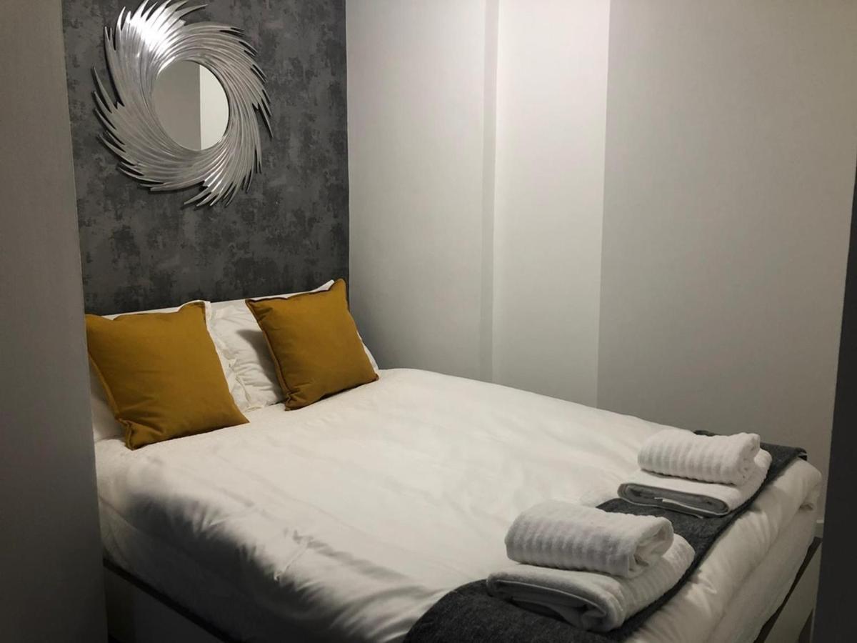 Stunning In Leeds- Financial District Apartment *